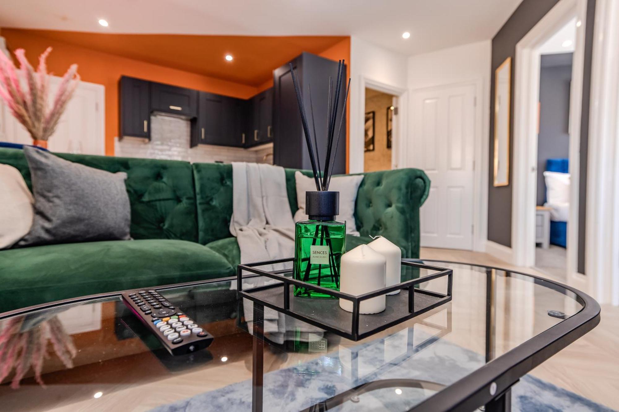 Super Central 2 Bedroom Flat I Next To Shopping Center & Brighton Beach Exterior photo