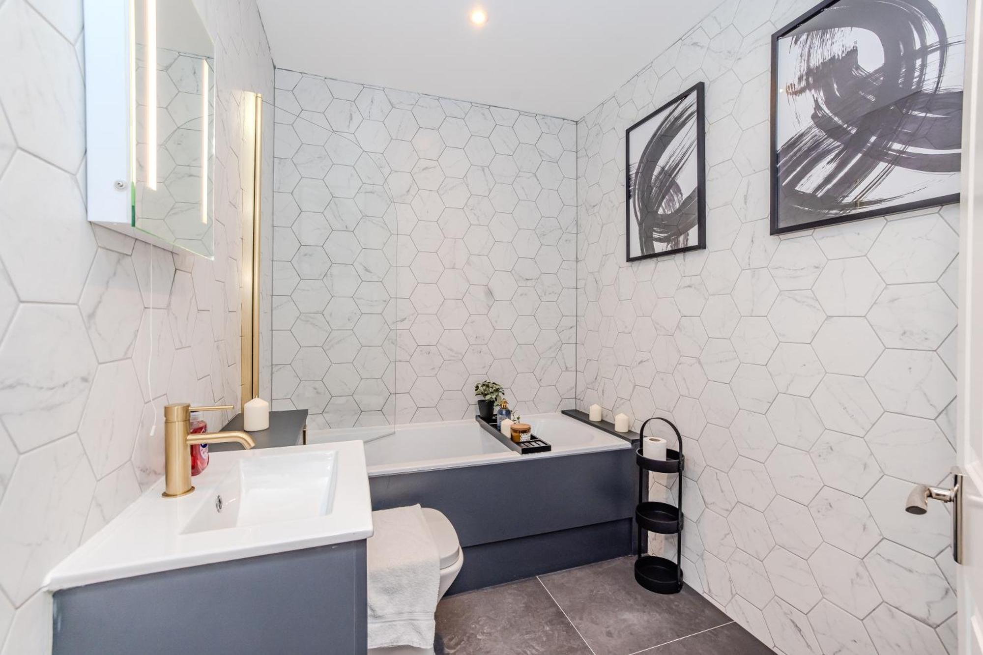Super Central 2 Bedroom Flat I Next To Shopping Center & Brighton Beach Exterior photo